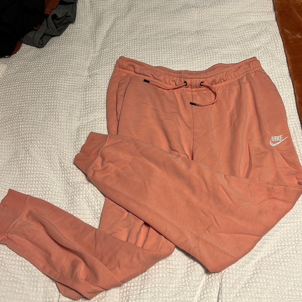Nike woman’s joggers